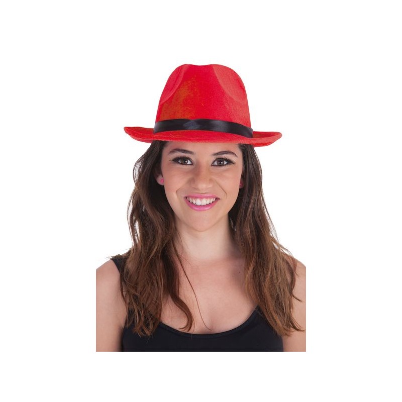 Gangster de chapéu Surt Lux.